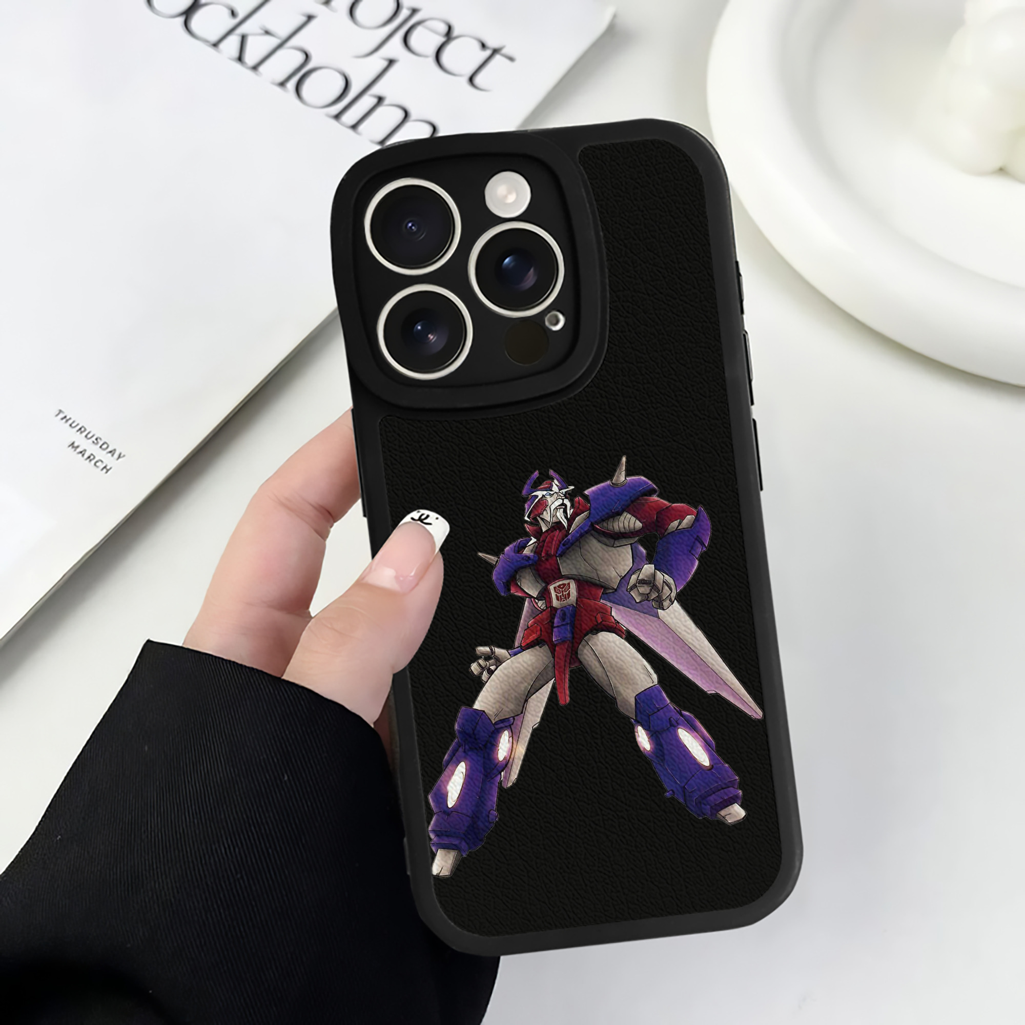 （画像用）  【iPhone 16シリーズ対応】シリコンスマホケース（レザー調） 材質：シリコン